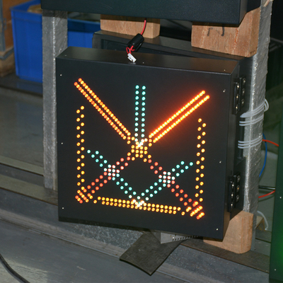 800*800mm LEDの車線制御印の赤十字の緑の矢信号