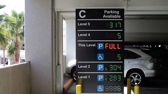 駐車場のための高い明るさEN12966 P12フル カラーのLED表示